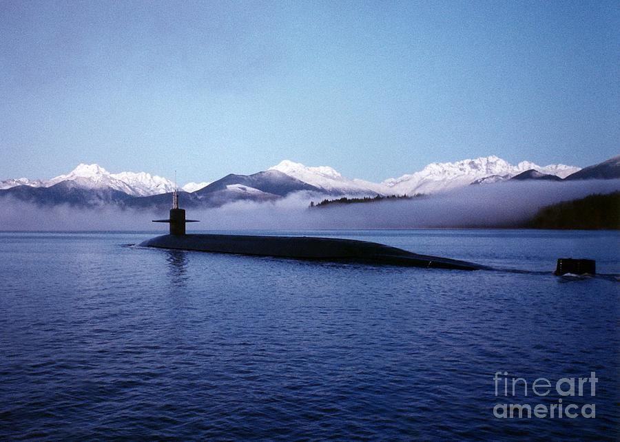 900x642 Submarine Us Navy Uss Kentucky Painting By Celestial Images - Submarine Painting