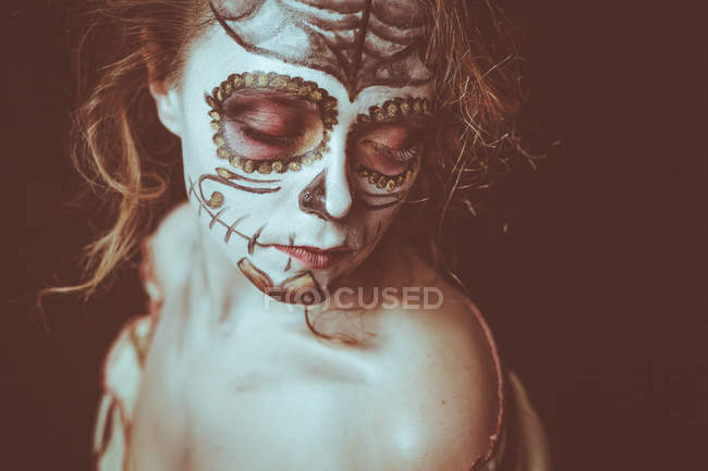 650x433 Sensual Portrait Of Woman With Painted Skeleton Sugar Skull Mask - Sugar Skull Woman Painting