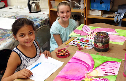 425x275 Summer Art Camp - Summer Camp Painting