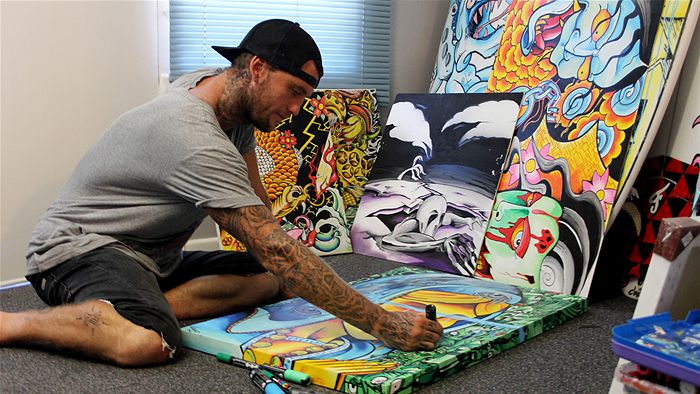 700x394 Using Surfboards As A Canvas - Surfboard Canvas Painting
