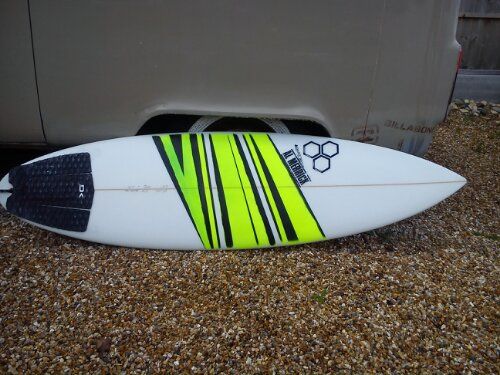 500x375 Spray Paint Surfboard - Surfboard Painting