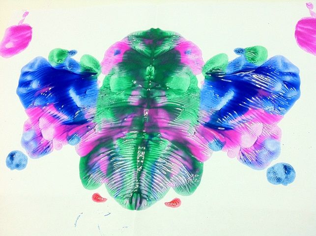 643x480 Then Open The Paper To See The Symmetrical Designs. No Matter How - Symmetrical Painting