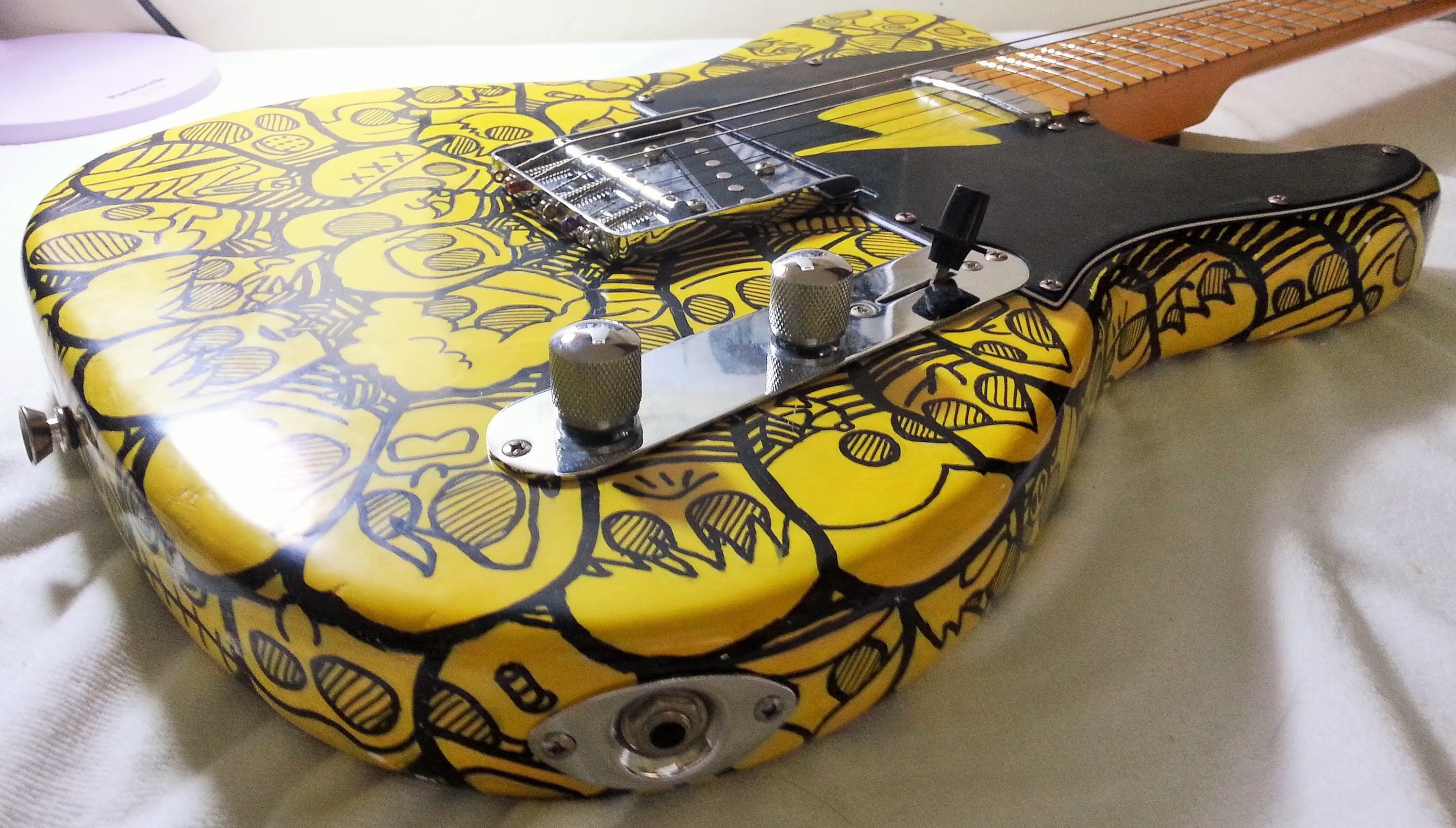 3000x1706 Custom Guitar Paint (Doodle Art) - Telecaster Painting