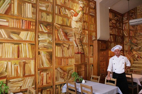 500x333 Interpretation - The Bookworm Painting