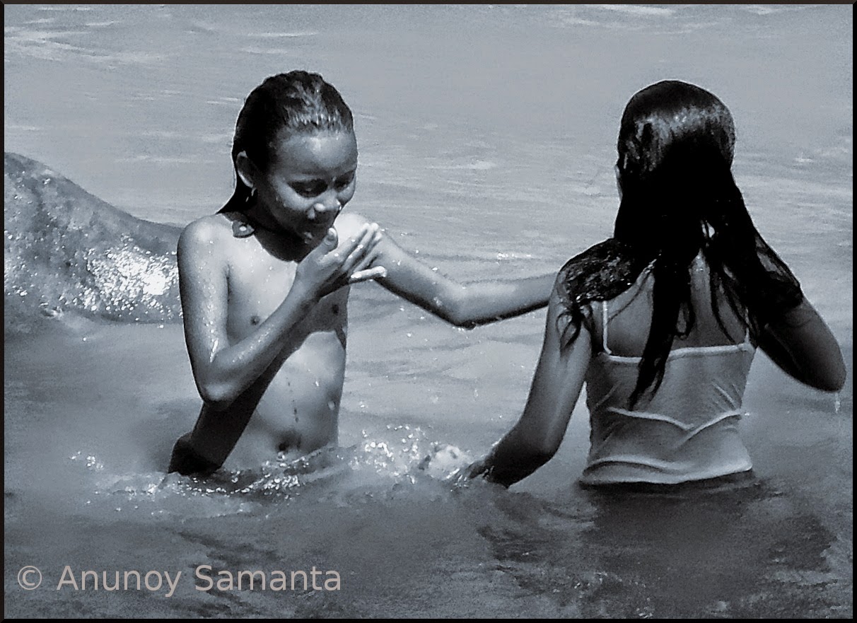 1212x881 Kids Bathing And Playing In The River - The Childs Bath Painting