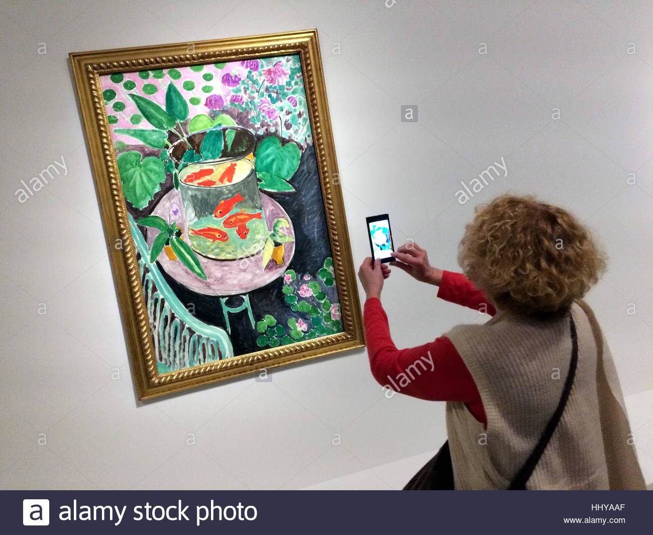 1300x1064 Visitor Uses A Smartphone To Photograph The Painting The Goldfish - The Goldfish Painting