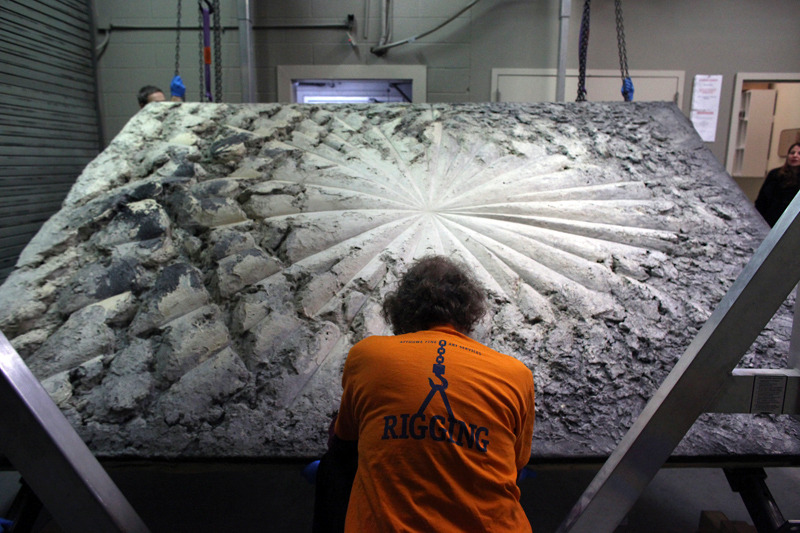 800x533 Photography Painting Behind The Scenes Installation Rose Whitney - The Rose Painting