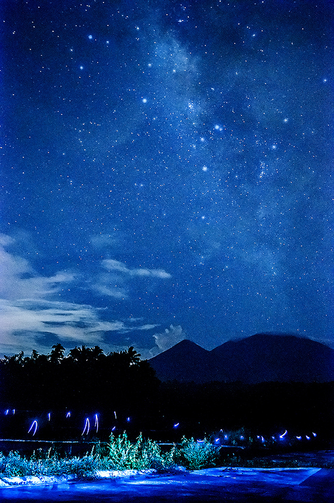 680x1024 Elevation Of Laguna, Philippines - The Star Painting