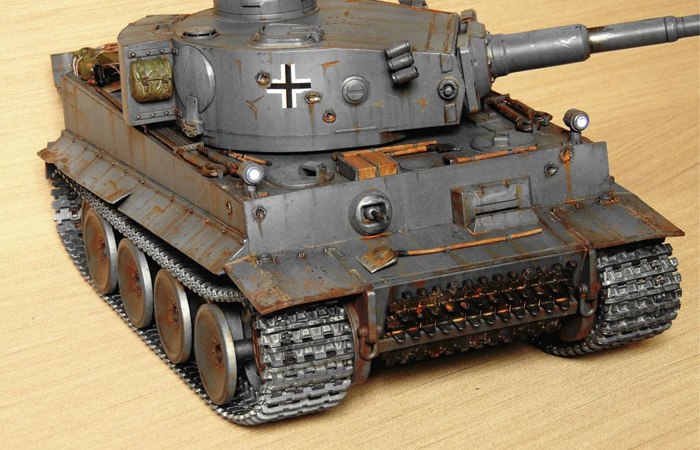 700x450 Heng Long Remote Control Scale Model Tank 3818 World War Ii - Tiger Tank Painting