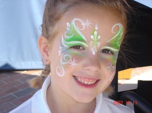 600x449 Tinkerbell Face Paint - Tinkerbell Face Painting