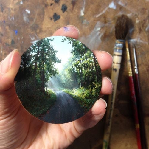 500x500 Artist Creates Miniature Masterpieces On Tiny Circles Of Plexiglas - Tiny Painting