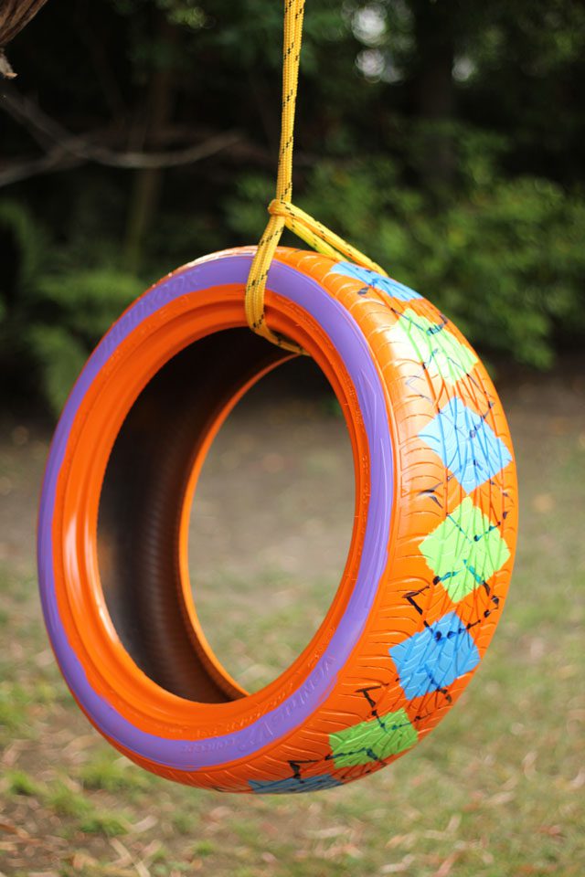 640x960 How To Paint A Rubber Tire Ehow - Tire Swing Painting