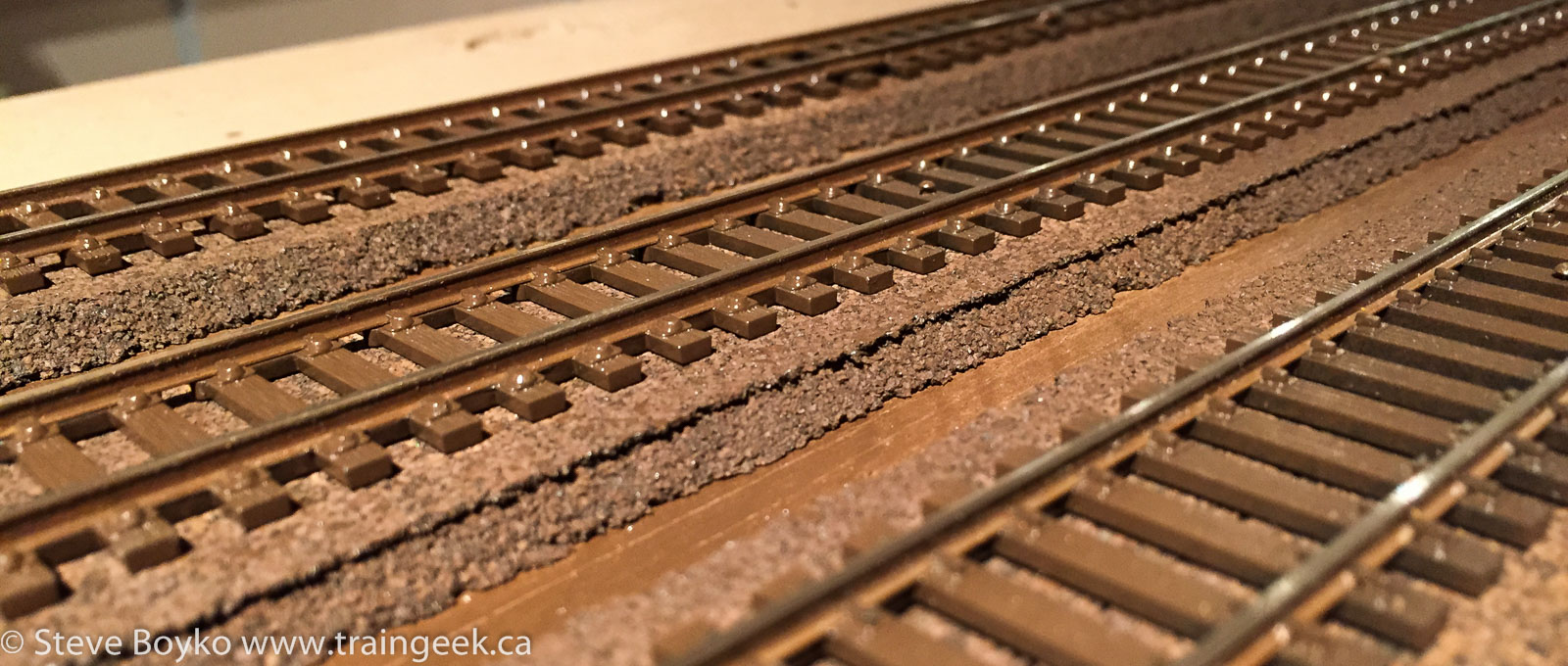 1600x680 Painting Track - Track Painting