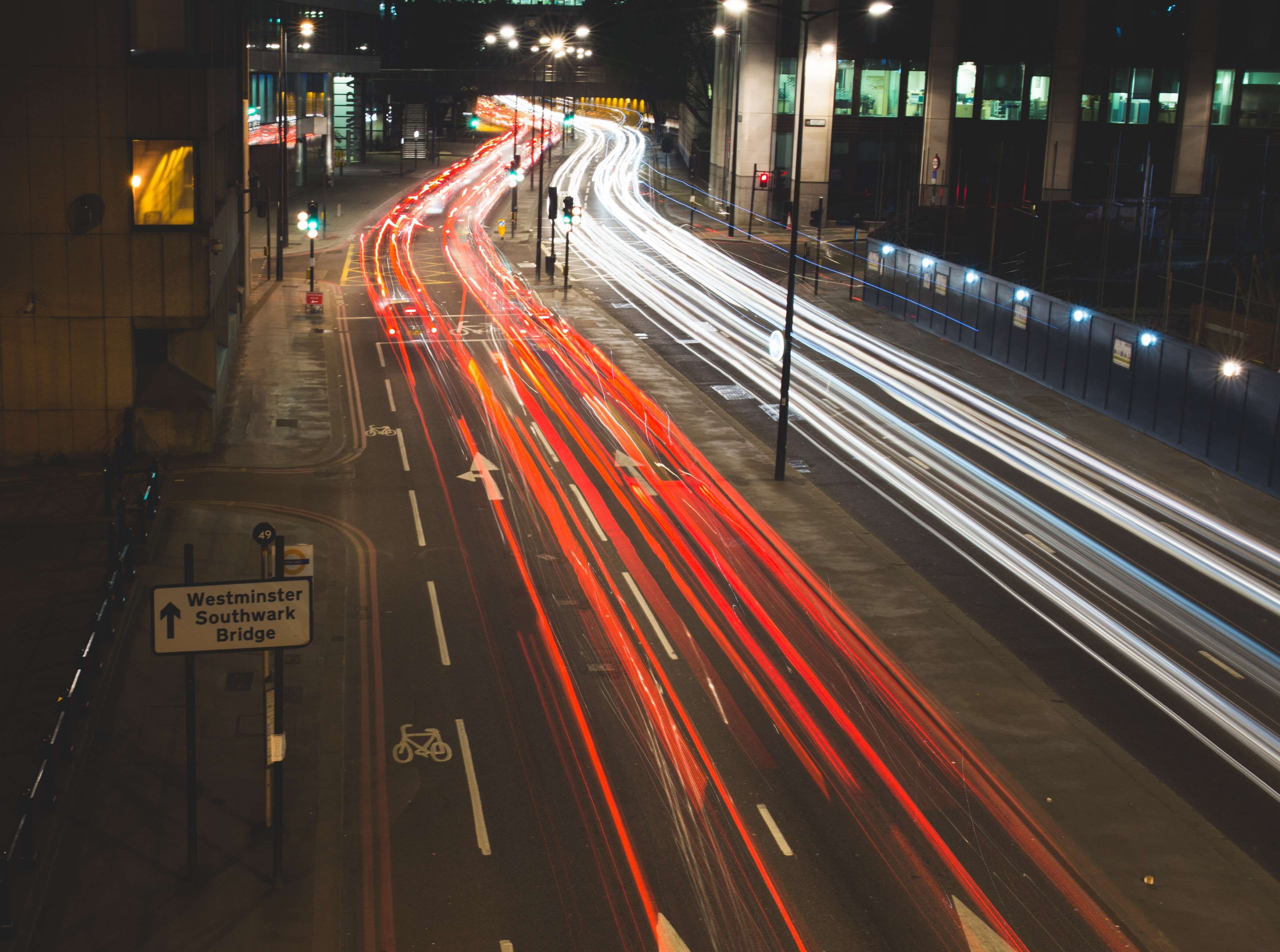 3840x2857 Building - Traffic Light Painting