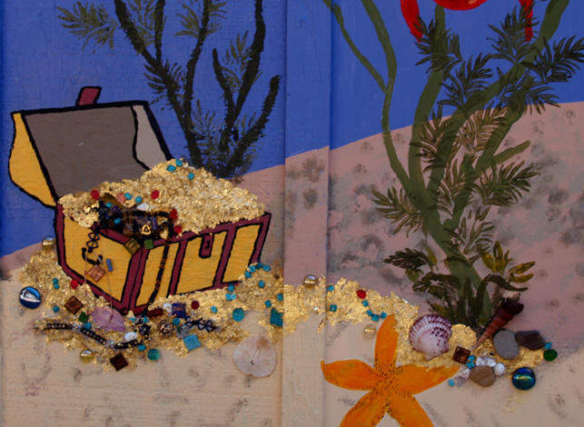 643x470 Whimsical Wall - Treasure Chest Painting