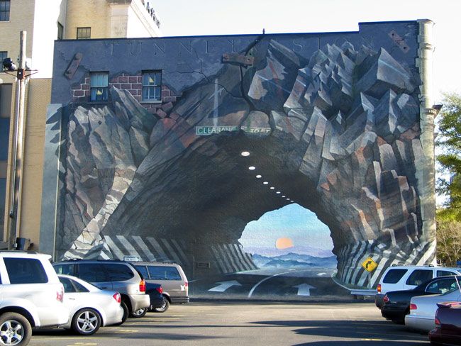 650x488 Tunnel Vision Mural - Tunnel Vision Painting Pictures