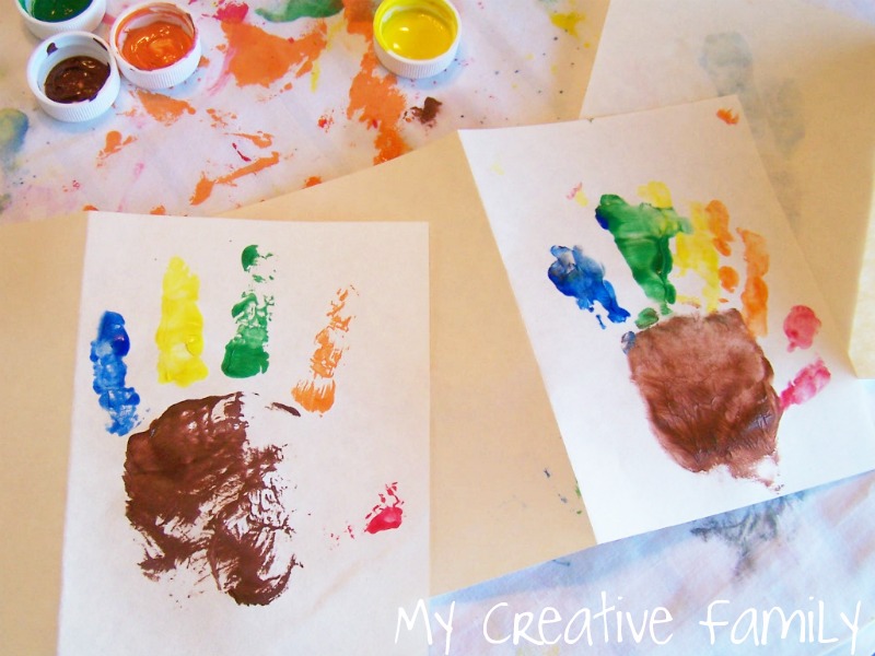 800x600 Hand Print Turkey Cards - Turkey Hand Painting