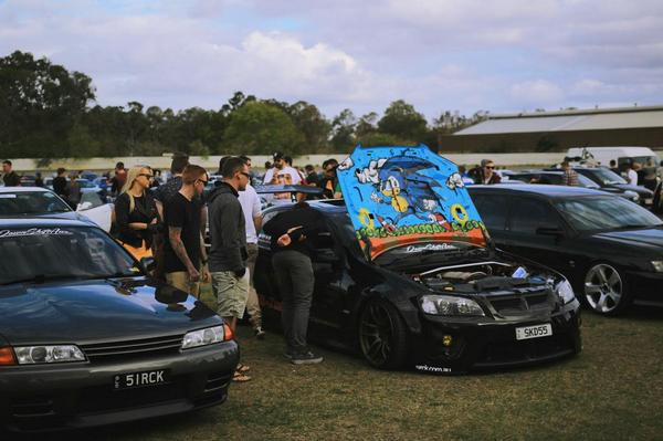 600x399 David Thai Duong Twitter Sonic Hedgehog Painted - Underhood Painting