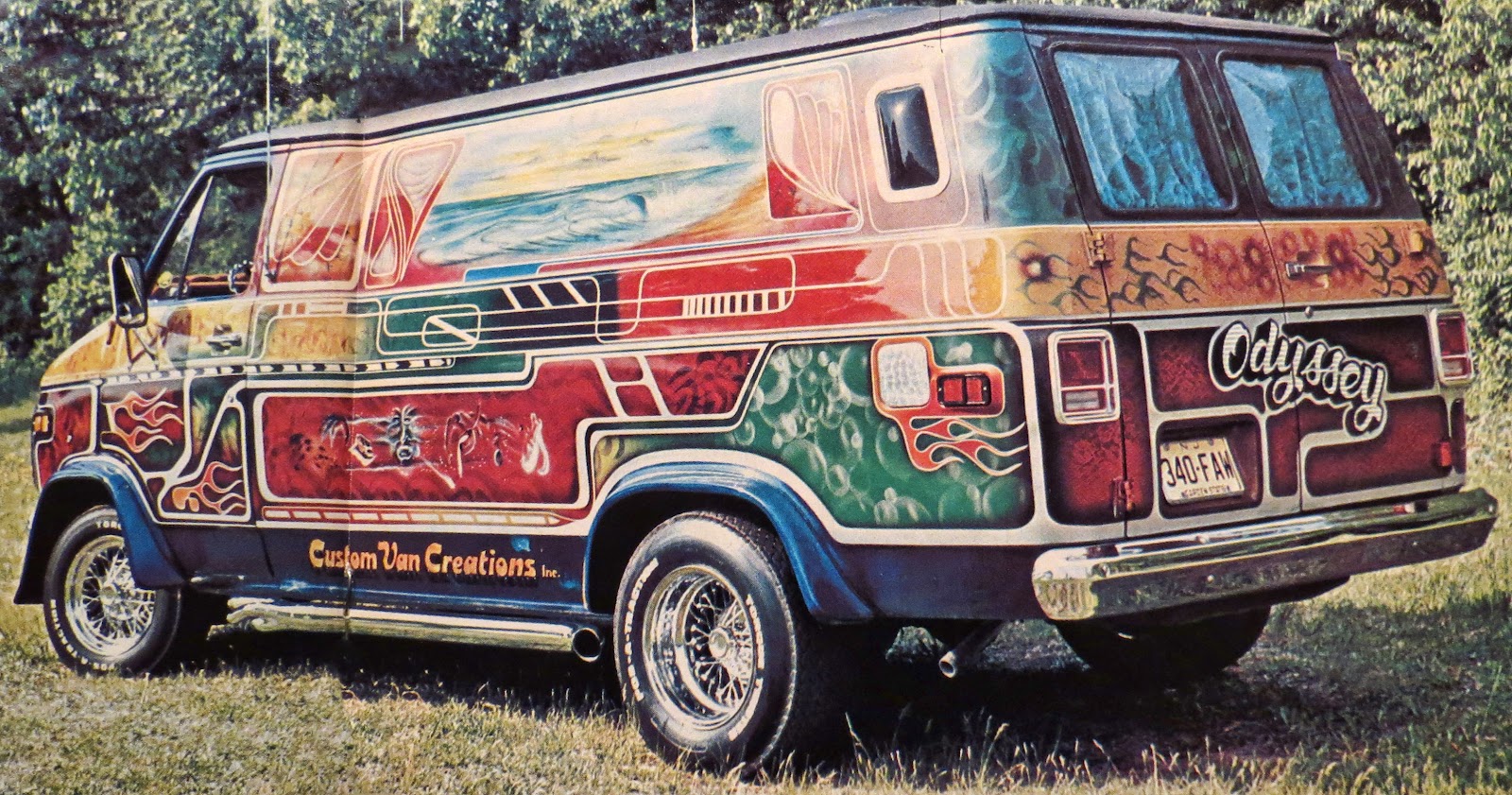 1600x841 Magic Carpet Ride 70's Airbrushed Vans - Van Painting