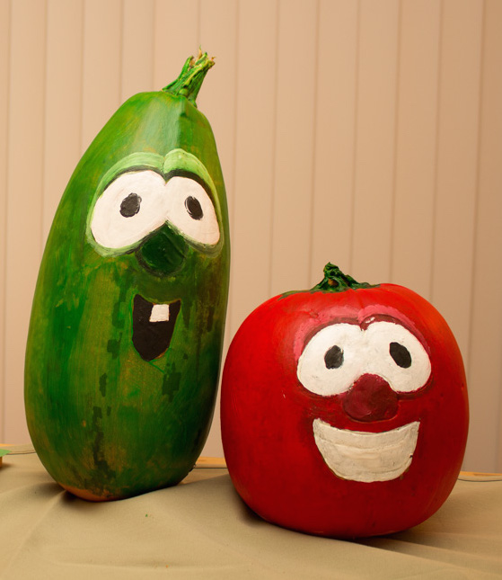 559x645 Larry And Bob From Veggie Tales, Pumpkin Painting Ideas For Kids - Veggie Painting