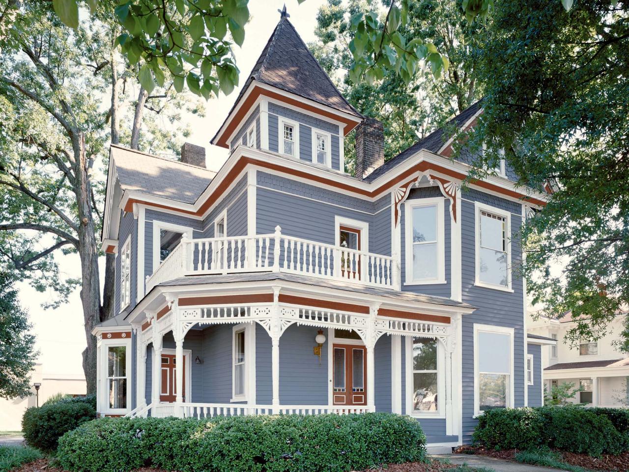 1280x960 Curb Appeal Tips For Victorian Homes Hgtv - Victorian House Painting