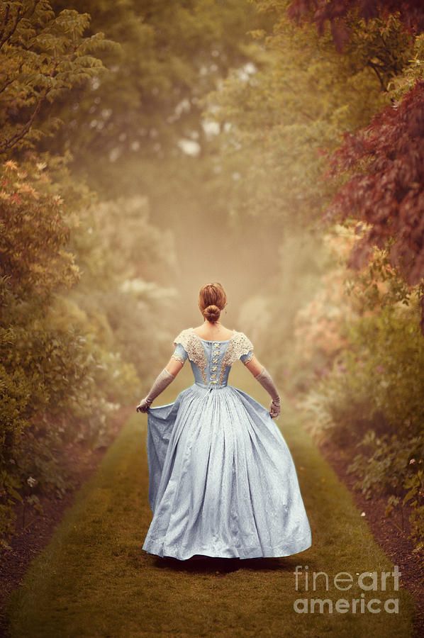 598x900 Poster Of A Victorian Woman Painting In Garden - Victorian Woman Painting