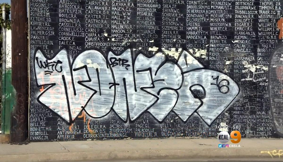1200x688 Reward Boosted In Probe Of Defaced Vietnam War Memorial Near - Vietnam Wall Painting