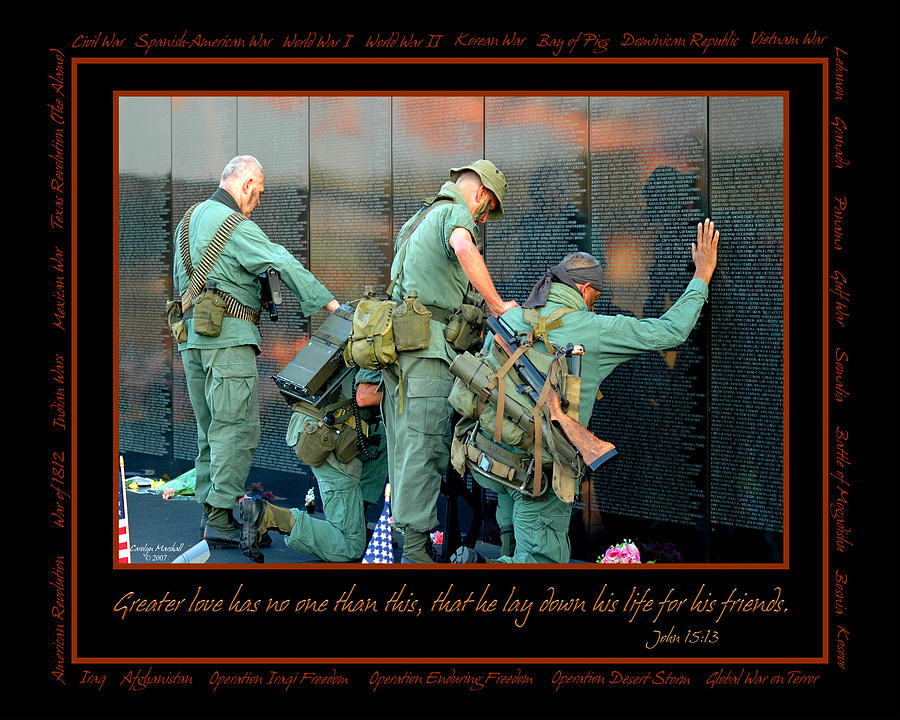 900x720 Veterans At Vietnam Wall Photograph By Carolyn Marshall - Vietnam Wall Painting