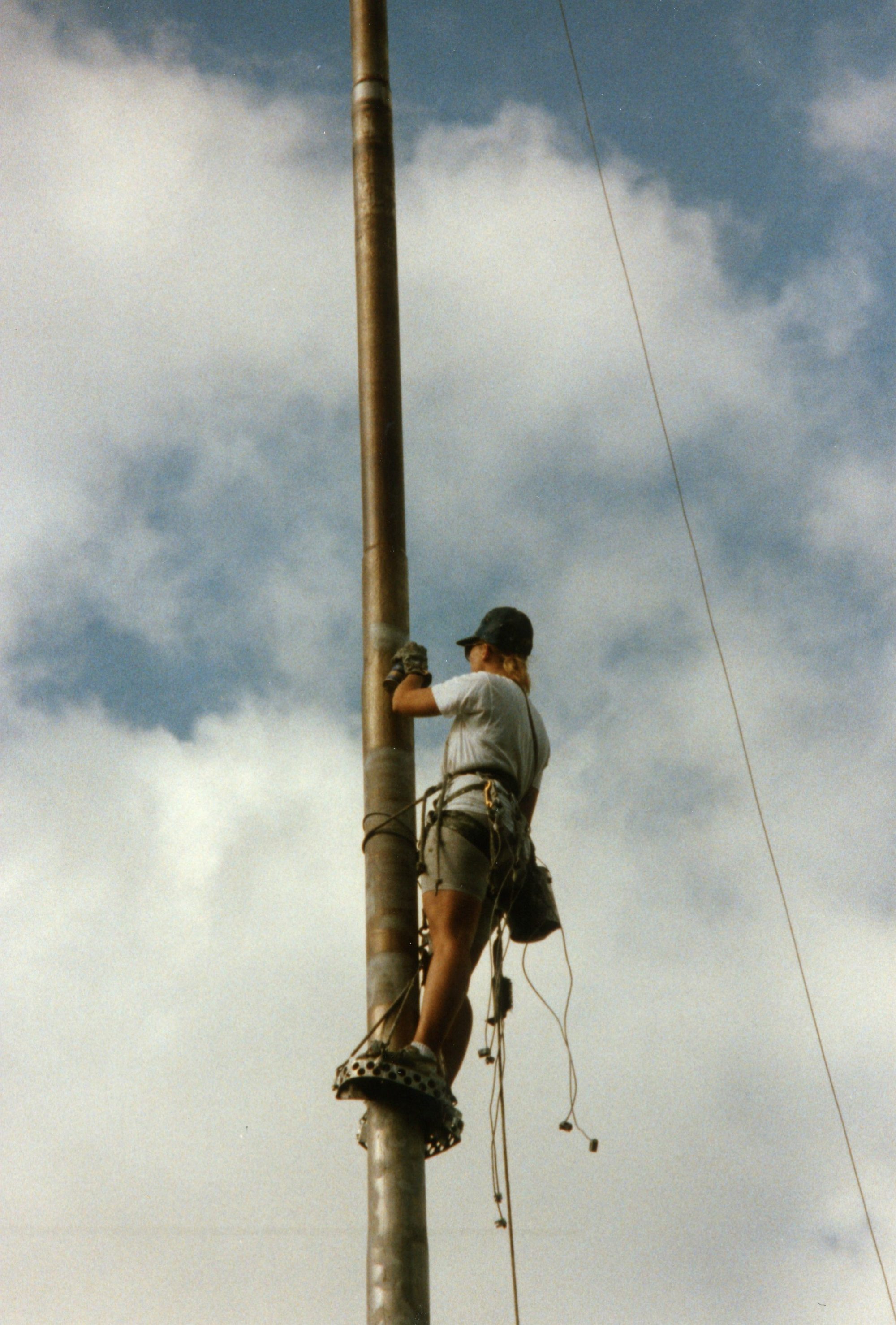 2000x2956 Jenny Drake Painting Vietnam War Memorial Flagpole In Long Lake - Vietnam War Memorial Painting