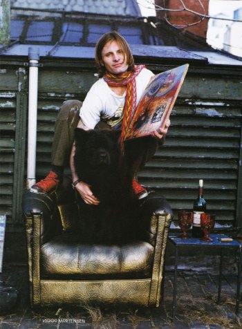 350x476 Viggo Mortensen Muses, Cinematic Men The Red List - Viggo Mortensen Painting