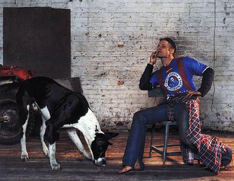 470x364 Viggo Mortensen Magazine Photo - Viggo Mortensen Painting