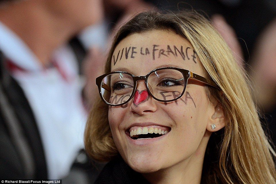 962x641 Prince William Leads Wembley In Rousing Rendition Of French Anthem - Vive La France Painting