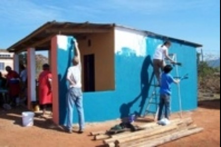 450x300 Painting Volunteer Building With Kruger Safari In Swaziland - Volunteer Painting