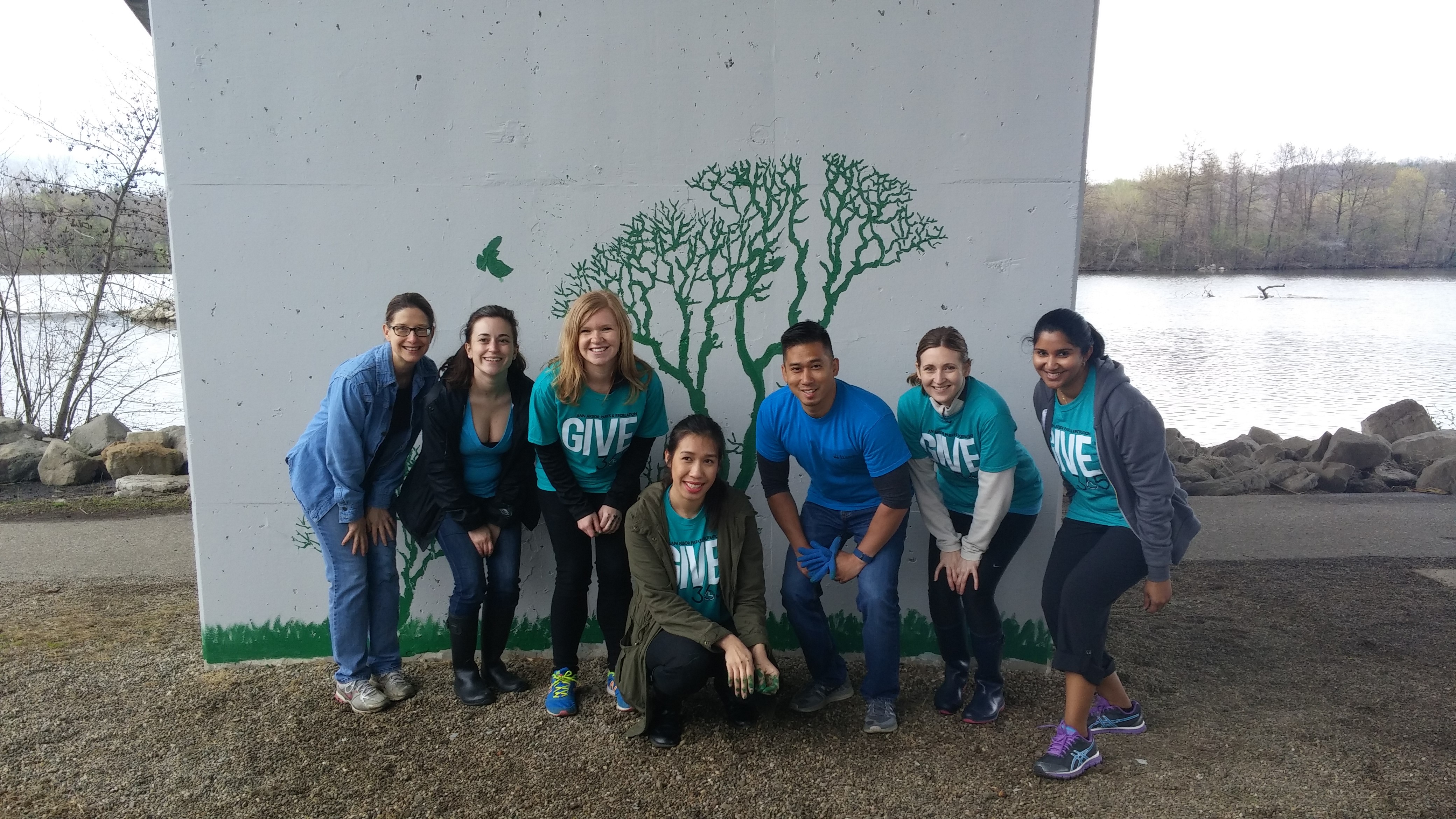 4160x2340 Volunteer - Volunteer Painting