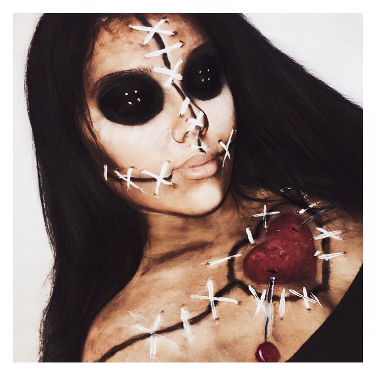 750x750 Halloweek - Voodoo Doll Painting