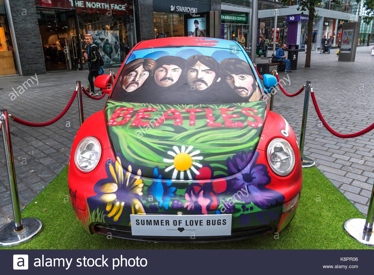 1300x956 Summer Of Love Bugs In Liverpool, England, Uk, Vw Beetle Painted - Vw Bug Painting