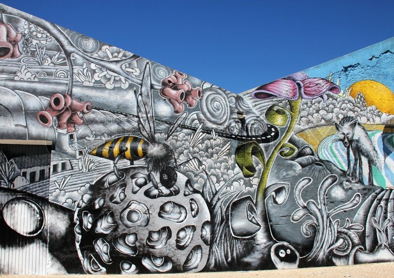 800x564 Portugal, Setubal, Mural, Graffiti, Bee, Wasp, Art, Street Art - Wasp Painting