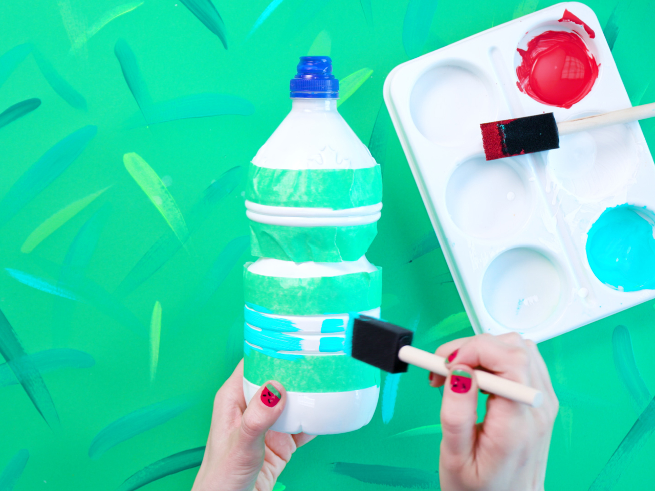 1280x960 How To Make An Outdoor Bowling Set Out Of Plastic Bottles - Water Bottle Painting