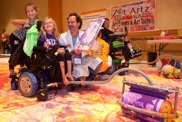 599x403 Video Setting A Wheelchair Painting World Record - Wheelchair Painting