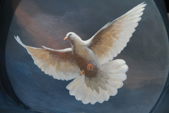 700x467 White Dove Paint Walls - White Dove Painting
