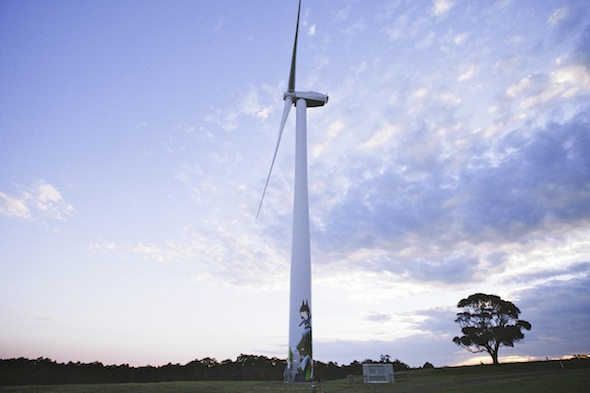 590x393 Video Of The Day Wind Power As Art, As Hepburn Paints Turbine - Wind Turbine Painting