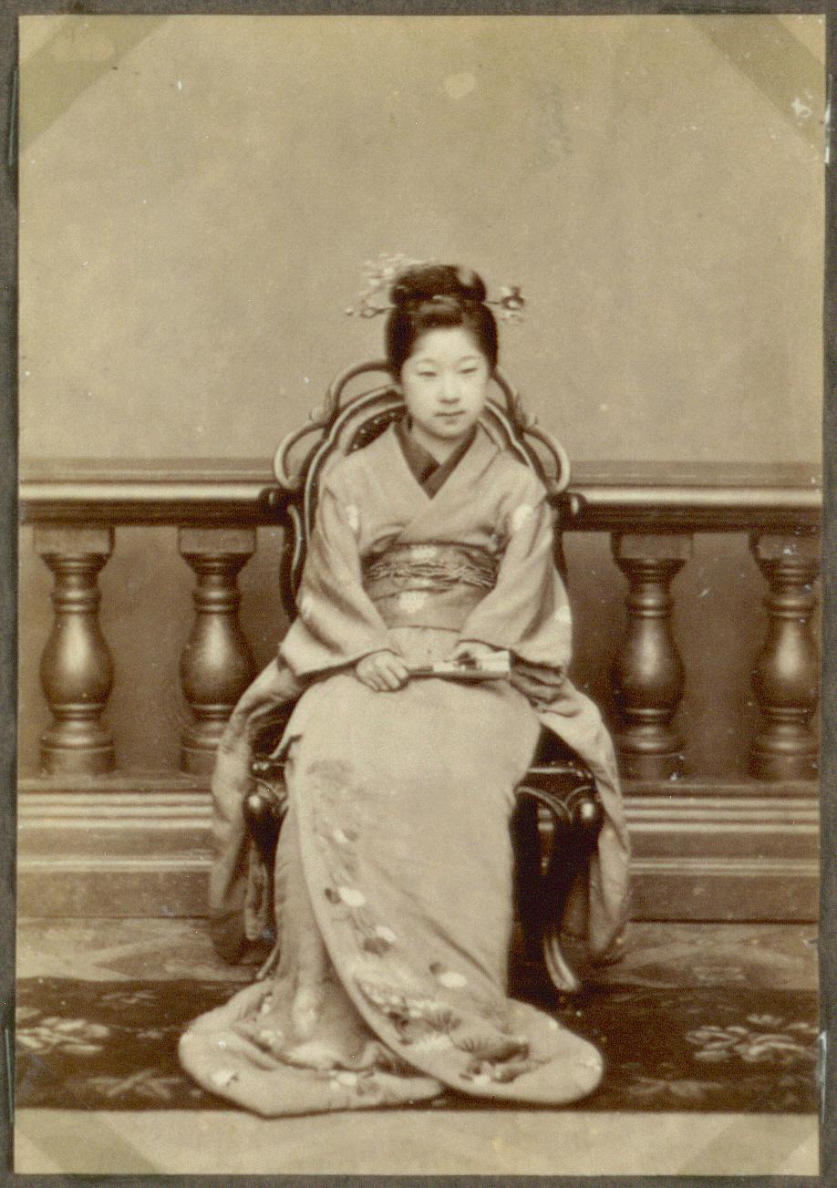 918x1303 Filewoman Sitting In A Chair, Japan. (10797470665).jpg - Woman Sitting On Chair Painting
