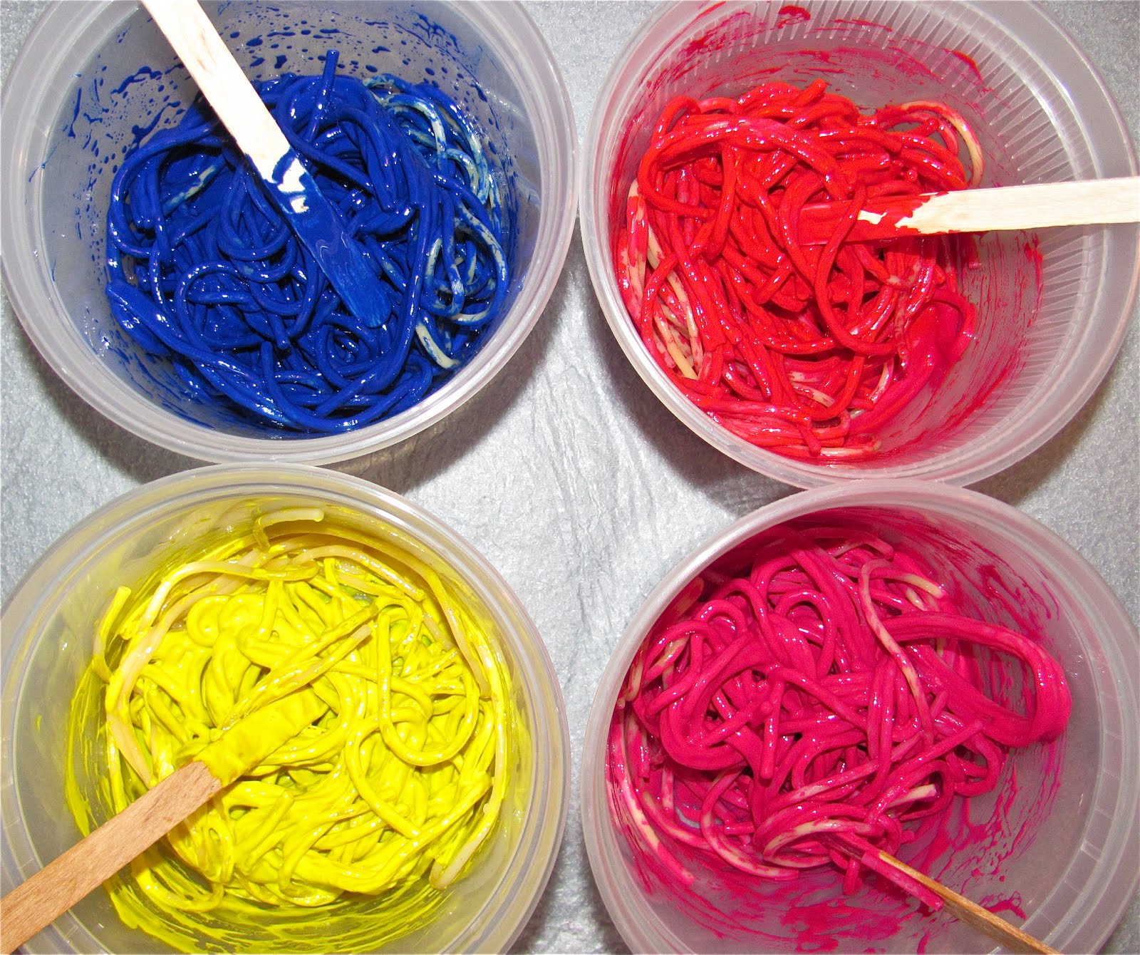 1600x1340 The Chocolate Muffin Tree Spaghetti Worm Painting!!! - Worm Painting