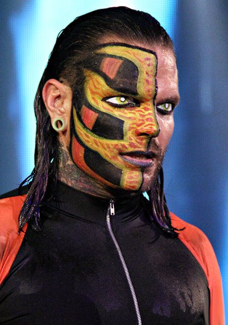 450x639 Jeff Hardy Face Paint Jeff Hardy Does The Most Epic Face Paints - Wwe Painting Games