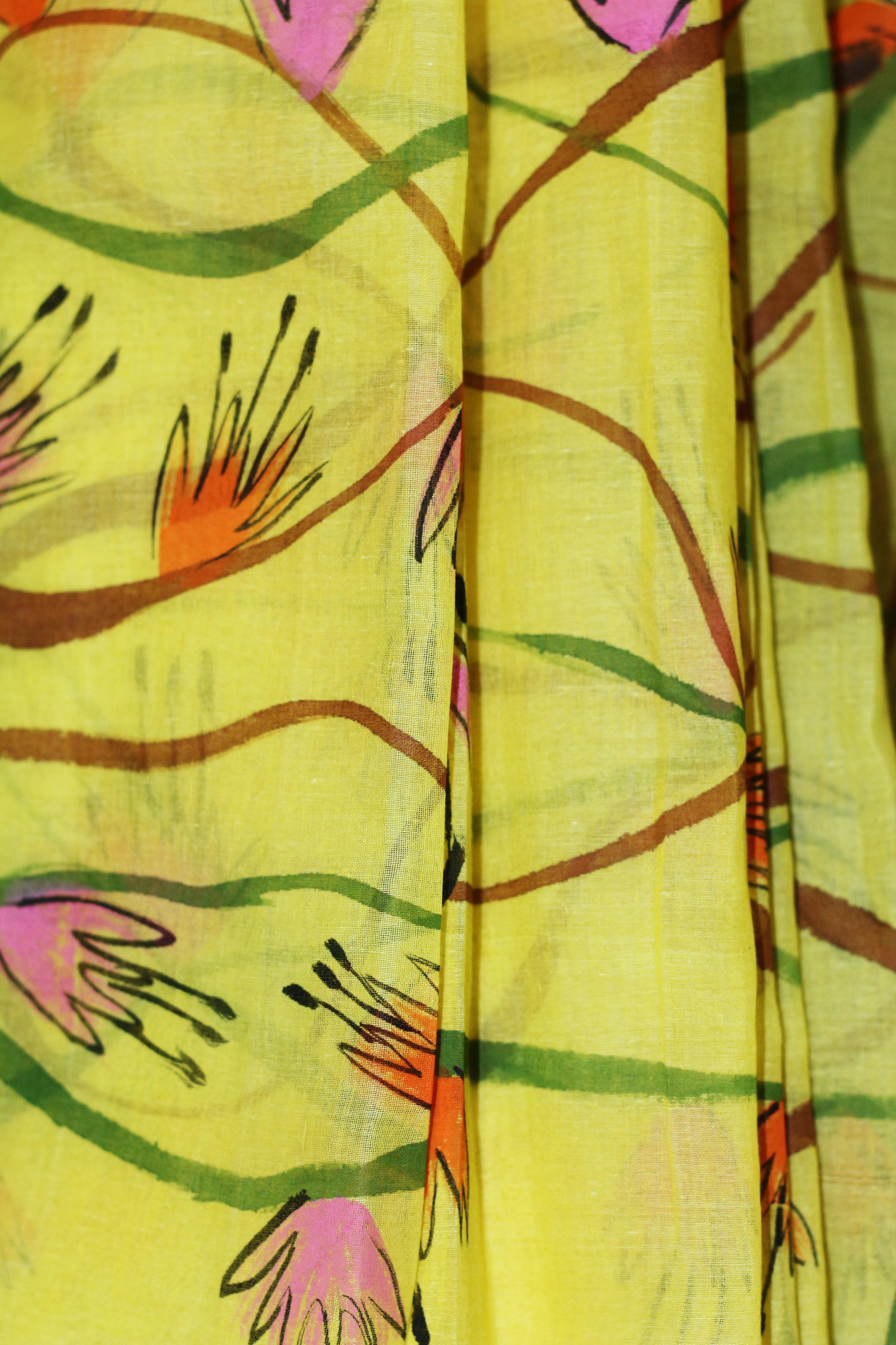 3456x5184 Bengal Tant Lemon Yellow Color Saree With Floral Hand Painting - Yellow Painting