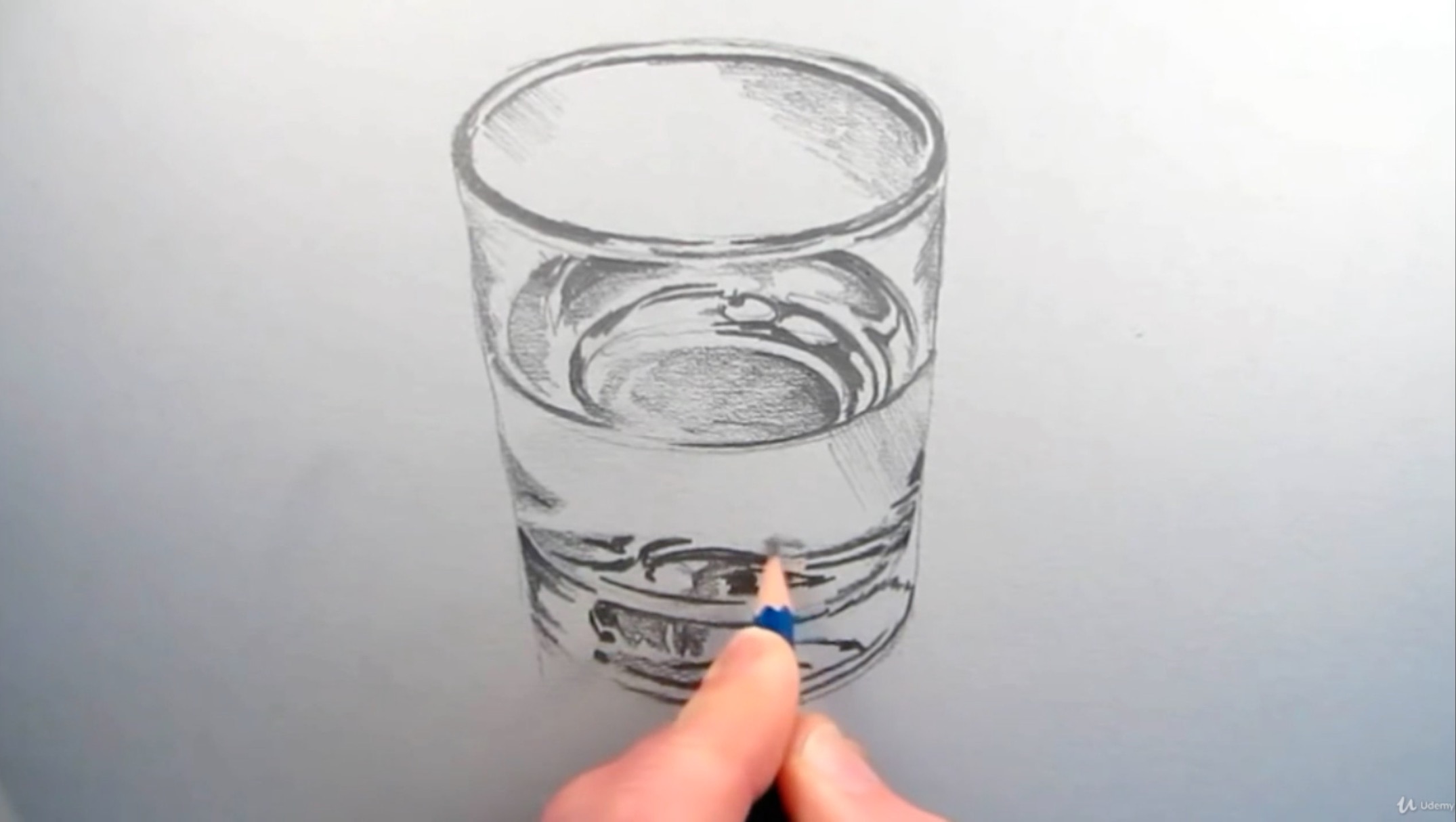 Стакан воды карандашом