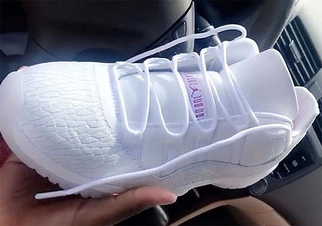 jordan 11 stitching