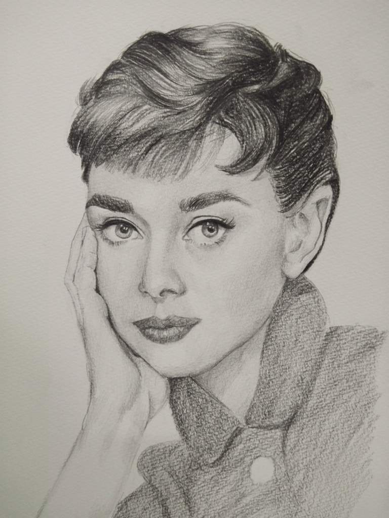 Audrey Hepburn Sketch at PaintingValley.com | Explore collection of ...