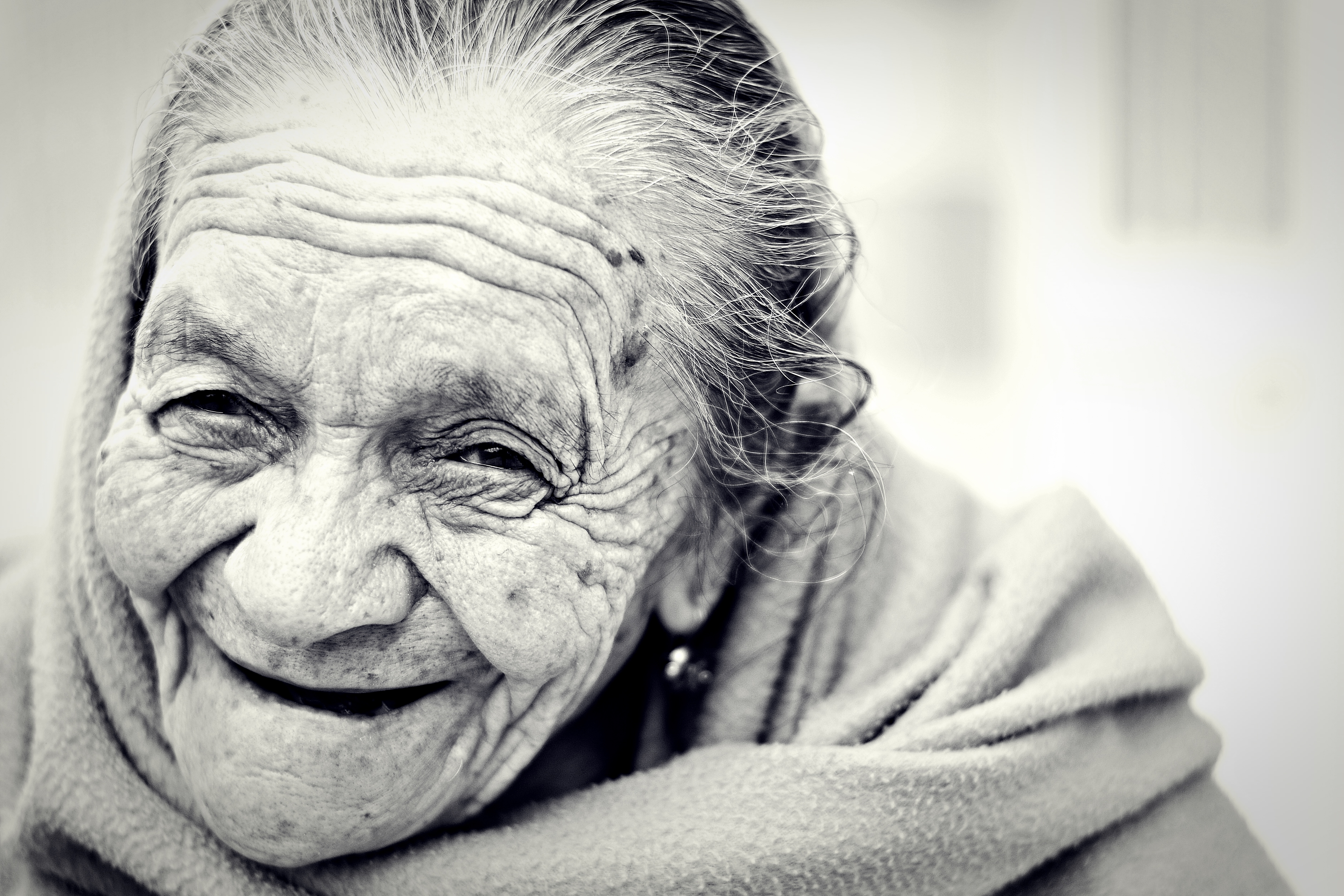 5731x3821 Free Images Man, Person, Black And White, Woman, Old, Grandma - B...