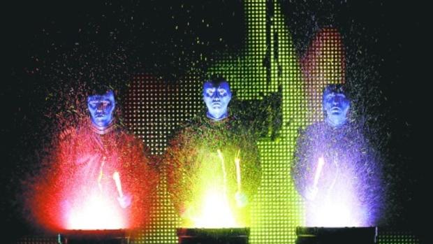 620x349 Review Blue Man Group Redefines Performing Sketch Comedy Duluth - Blue Man Group Sketch